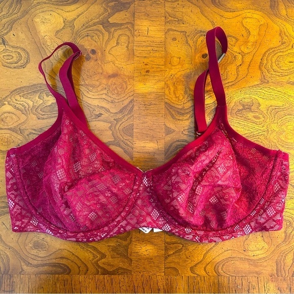 Victoria's Secret 38DD Body by Victoria unlined lace demi bra maroon red - Picture 1 of 3